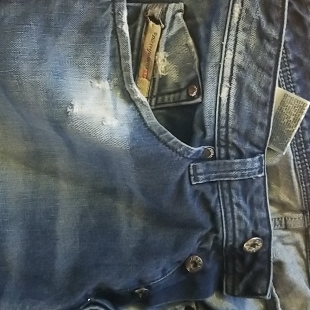 Diesel Jeans - Picture 2 of 4